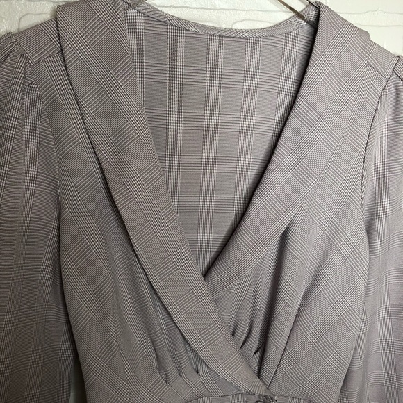 Wayf Rozy Glenplaid Button Down Wrap Dress M - Picture 5 of 8